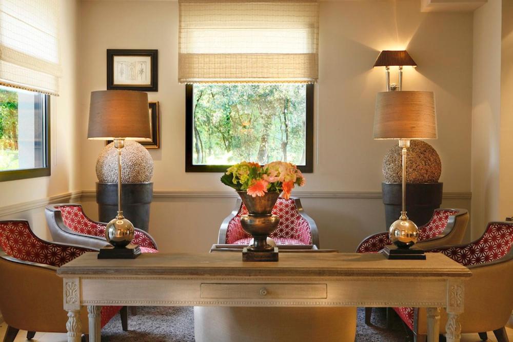 Residence Hoteliere 4 Etoiles Les Mas Du Grand Vallon Mougins Eksteriør billede