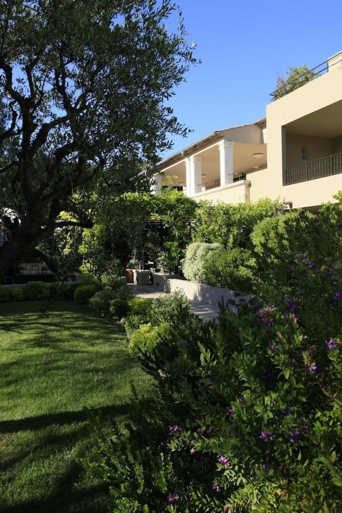 Residence Hoteliere 4 Etoiles Les Mas Du Grand Vallon Mougins Eksteriør billede