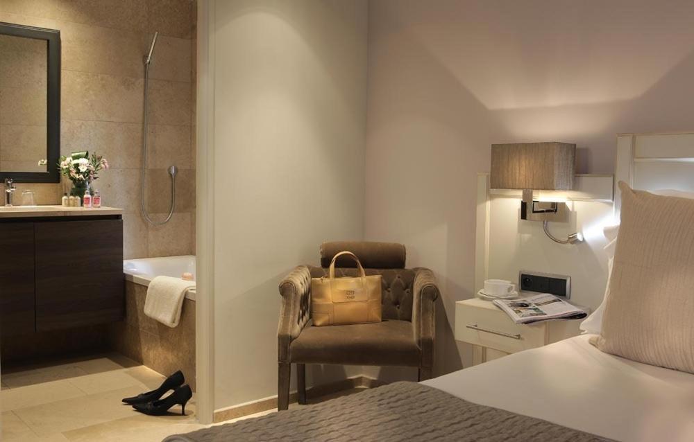 Residence Hoteliere 4 Etoiles Les Mas Du Grand Vallon Mougins Eksteriør billede