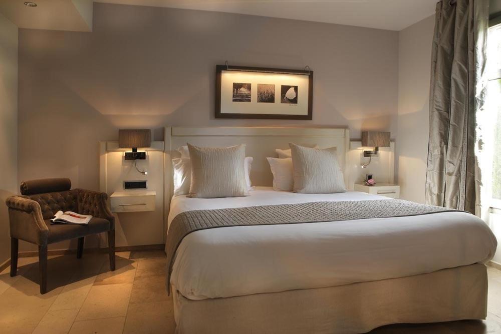 Residence Hoteliere 4 Etoiles Les Mas Du Grand Vallon Mougins Eksteriør billede