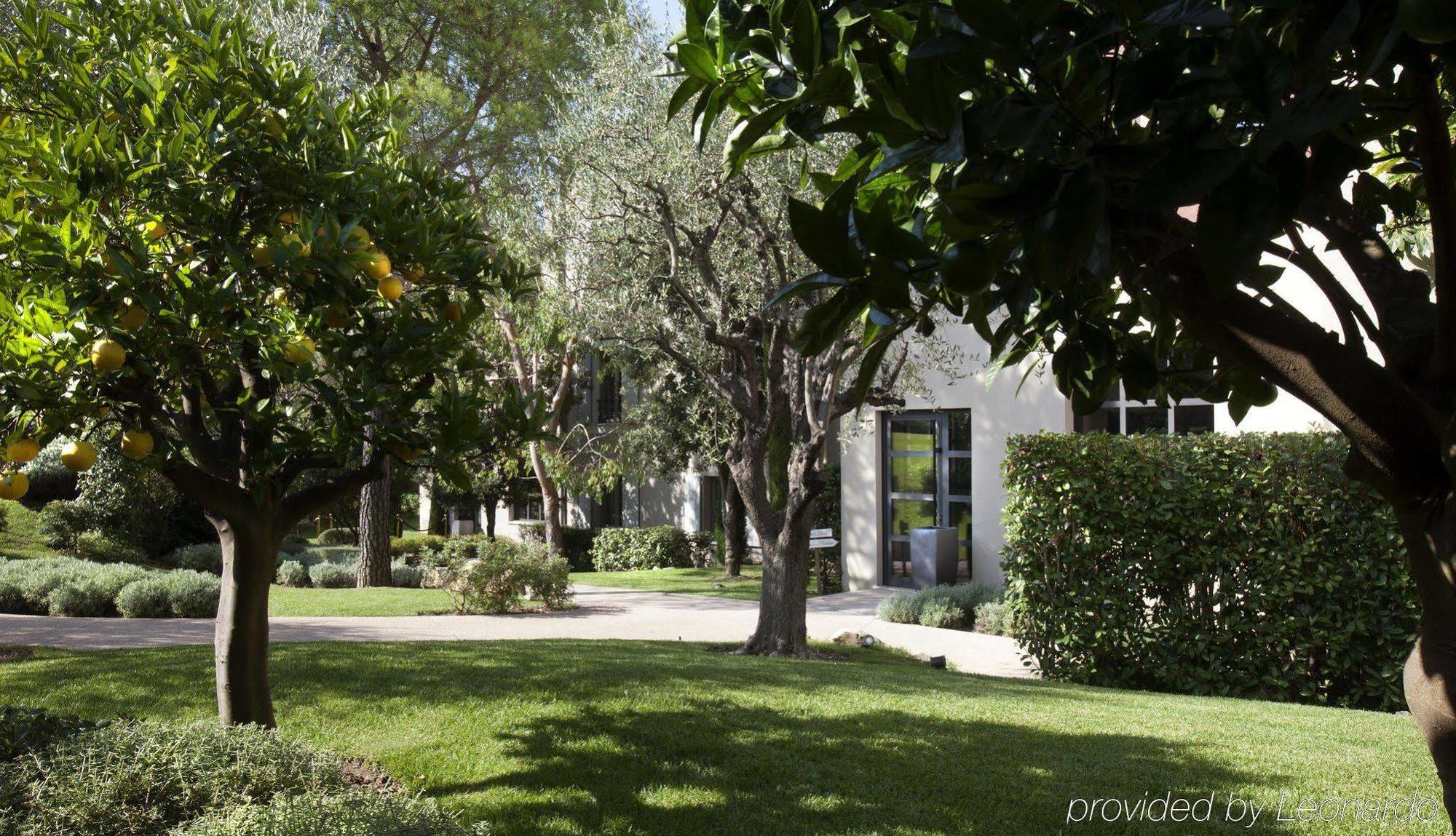 Residence Hoteliere 4 Etoiles Les Mas Du Grand Vallon Mougins Eksteriør billede